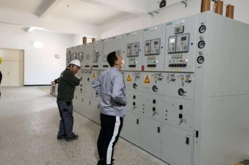 哈尔滨地铁2号线哈北66KV变电站顺利安全送电。。。。。。